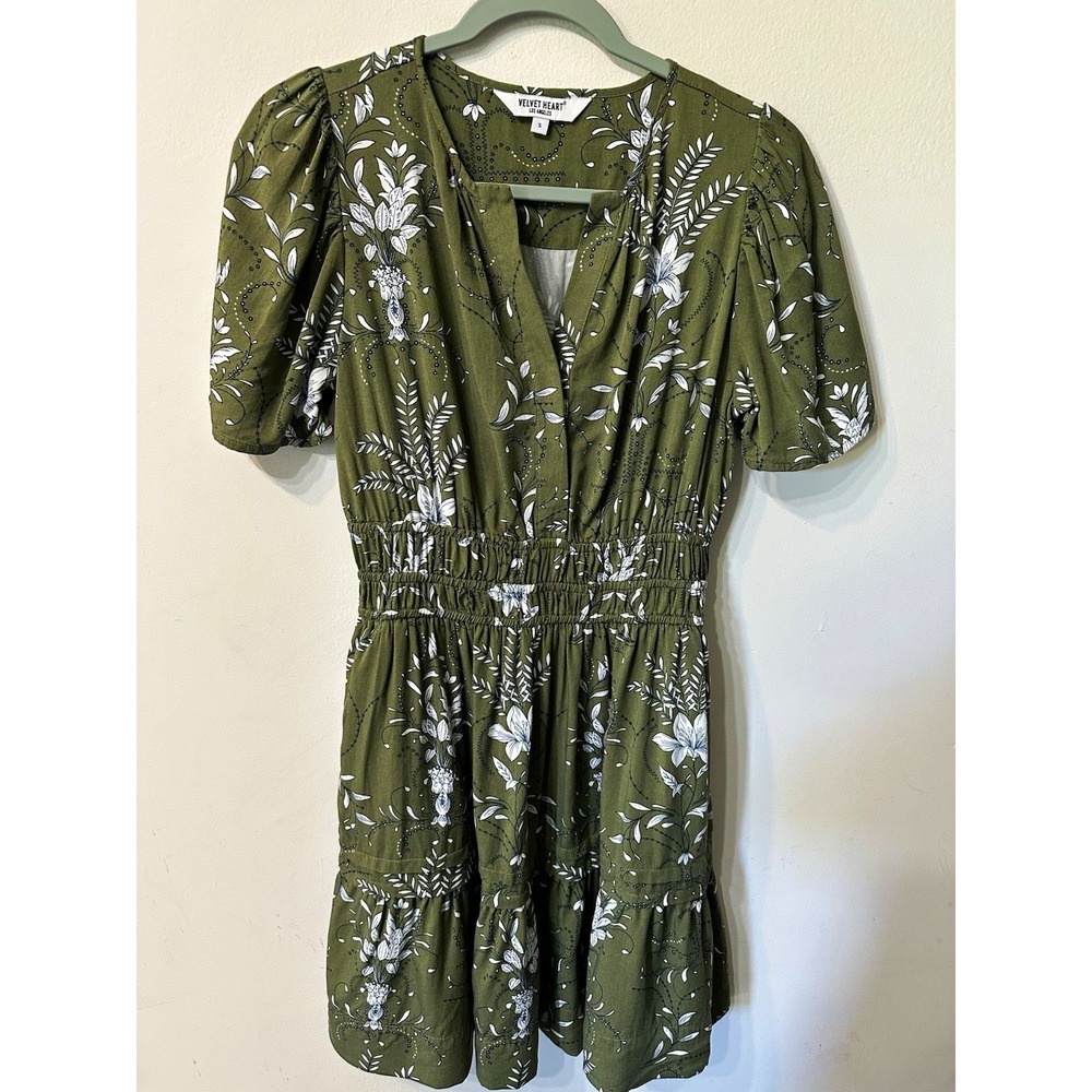 Velvet Heart Womens Small Olive Green Floral Tencel Smocked Waist Tiered Dress S
